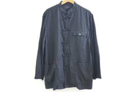 機能性素材として注目されているリネンのパパスのマオカラージャケットをお譲りいただきました