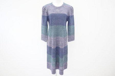 爽やかな色の組み合わせ！斉藤都世子のニットワンピースをお譲りいただきました