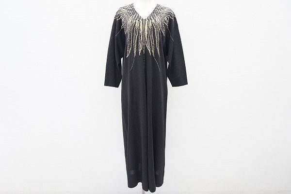 流れるゴールドラインがゴージャス！斉藤都世子のワンピースを買取いたしました