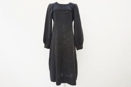ふんわりシルエットが今気分！サイトウトヨコのドット柄ワンピースを買い取りました