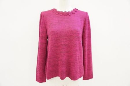 人気のショッキングピンク色！サイトウトヨコの長袖ニットトップスを買い取りました
