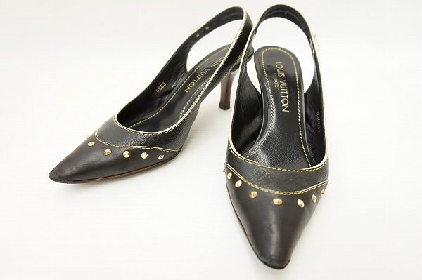 大人女子の足元にピッタリ！ルイヴィトンのスタッズパンプスを買取いたしました