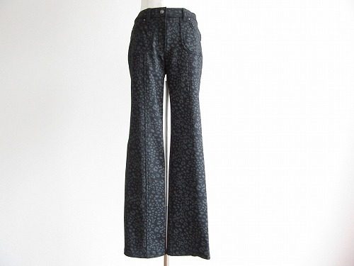 美脚シルエットでかっこよく決まる！伊太利屋のパンツを買取いたしました