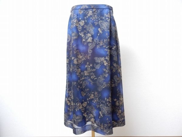 フラワーブーケのような豪奢なプリント！レリアンの花柄ロングスカートを買い取りました