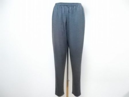 おうちの中のリラックススタイルにもおすすめ！伊太利屋のグレーパンツを買い取りました