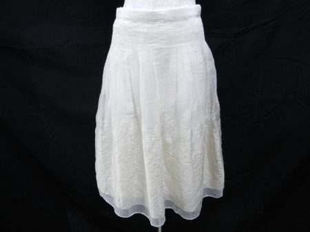 軽やか上品に着られるユキトリイのスカートを買取いたしました