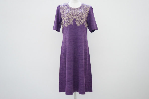 身頃のデザインが上品な斉藤都世子の半袖ワンピースを買い取りました