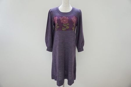 切り替えデザインが新鮮！斉藤都世子のニットワンピースをお譲りいただきました