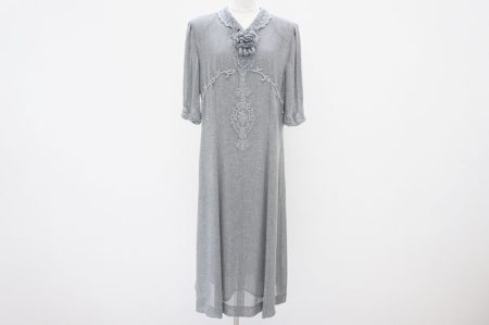 着るだけで気持ちも見た目も優美になってしまいそう、ノンノンドールのワンピースを買取いたしました