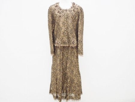 作り込まれたレースのディティールが美しいノンノンドールのセットアップをお売りいただきました