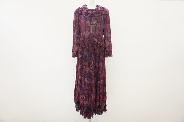 綺麗なワインレッド色！ノンノンドールのセットアップを買い取りました