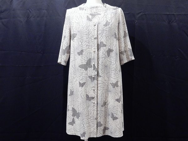 和柄で趣あるラクチンスタイル、詩仙堂のアンサンブルを買取いたしました