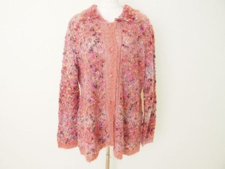 一枚で華やぎフェミニン、バラ色の暮しのカーディガンを買取いたしました