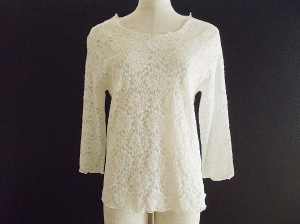 ワンピースとの重ね着にもおすすめ！バラ色の暮しのレーシィトップスをお売りいただきました