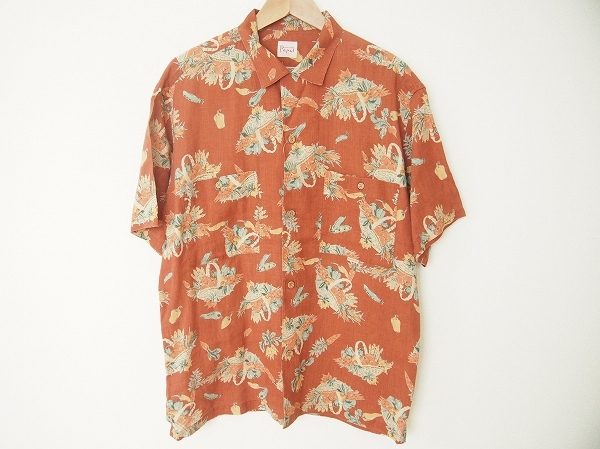 麻の素材感が楽しめるパパスのアロハシャツを買い取りました