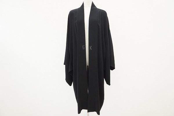 コーディネートに和のニュアンスをプラスできる伊太利屋の羽織りを買い取りました