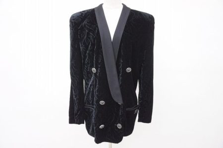 アバンギャルドな表情がさすが！伊太利屋のベロアジャケットをお譲りいただきました