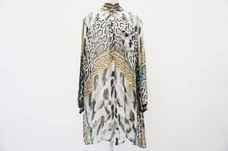 シフォン素材で軽やか！伊太利屋のロング丈ブラウスを買い取りました