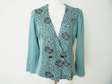 斉藤都世子の刺繍入りニットジャケットを買い取りました