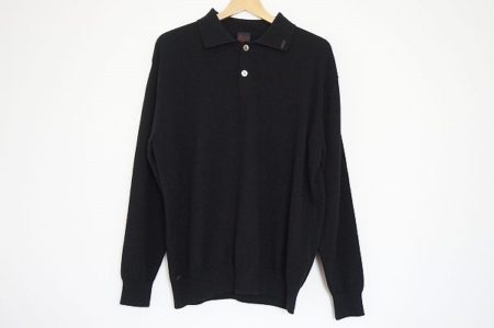 カジュアルスタイルにぴったりのパパスのブラックプルオーバーを買い取りました