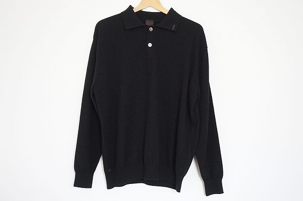 カジュアルスタイルにぴったりのパパスのブラックプルオーバーを買い取りました