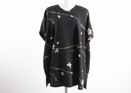 桜が優美な詩仙堂のカットソーを買取させて頂きました。