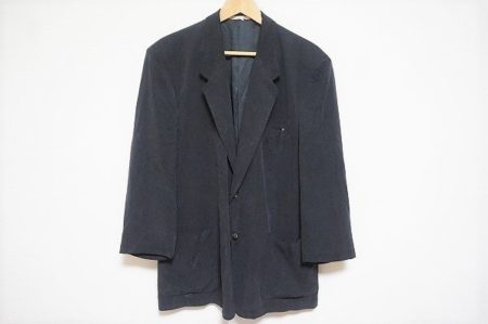 上品なデザインが光るパパスのシルク素材ジャケットを買い取りました