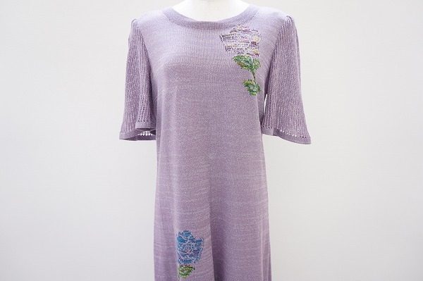 上品で可愛らしい女性に、斉藤都世子のワンピースを買取いたしました