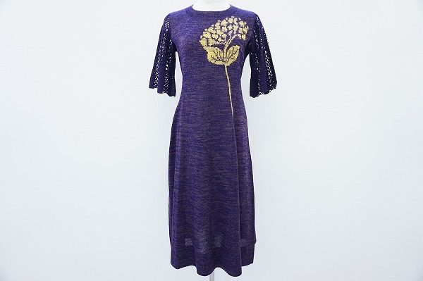 大人っぽくセクシーな斉藤都世子のワンピースを買取いたしました