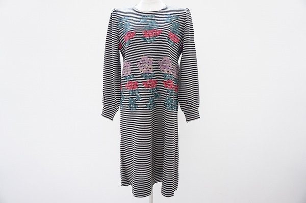 カジュアルフェミニンな斉藤都世子のワンピースを買取いたしました