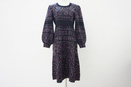 シルエットの美しさが違う斉藤都世子のニットワンピースを買い取りました