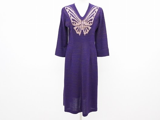 エレガントなパープルにピンク蝶柄が上品！斉藤都世子