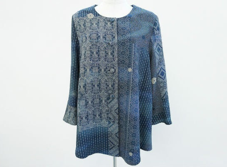 詩仙堂の爽やかブルーノーカラージャケット