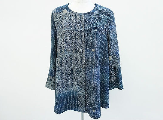 詩仙堂の爽やかブルーノーカラージャケット