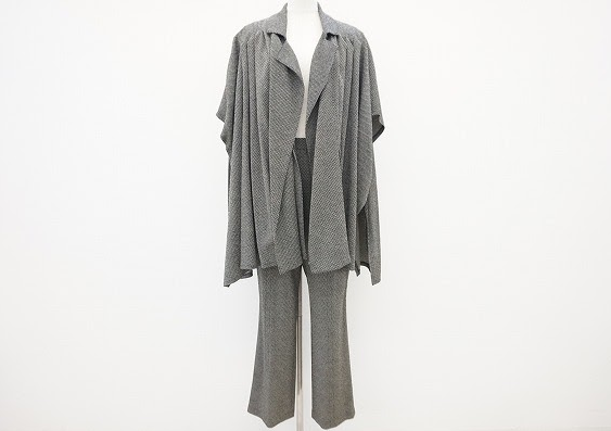 タグ付き新品同様で買取致しました!詩仙堂のセットアップ