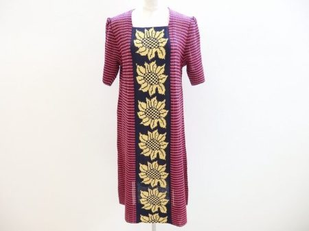 斉藤都世子のレトロクラシックなニットワンピースをお売りいただきました