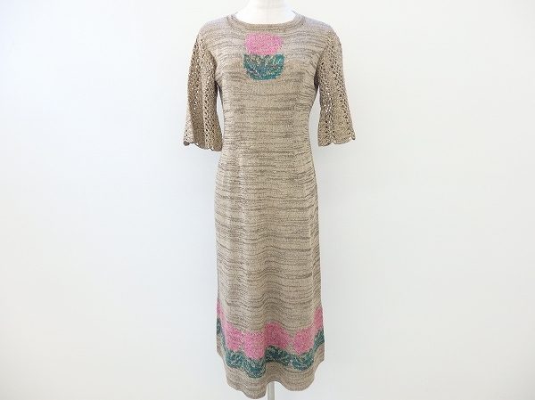 カントリー調の着こなしにもおすすめ！斉藤都世子の杢カラーワンピースをお売りいただきました