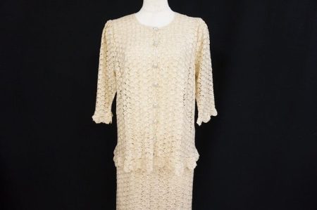 ロマンティックスタイルが完成する斉藤都世子の透かし編みニットウェアをお売りいただきました