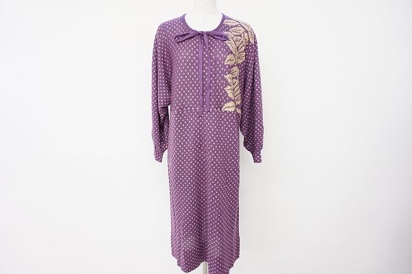 季節外で買取してもらいたいというご依頼で斉藤都世子のワンピースを買取いたしました