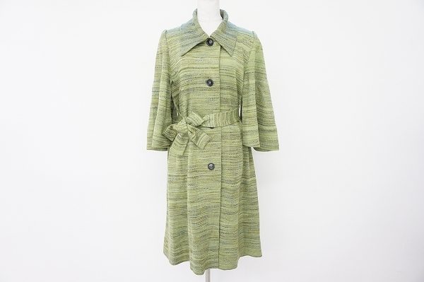 エレガントスタイルにぴったりの斉藤都世子のベルテッドコートを買い取りました