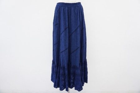 フリルが可愛いバラ色の暮しのロングスカートをお売りいただきました