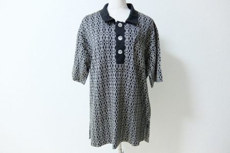 カジュアルスタイルがおしゃれに！斉藤都世子のニットポロシャツを買い取りました