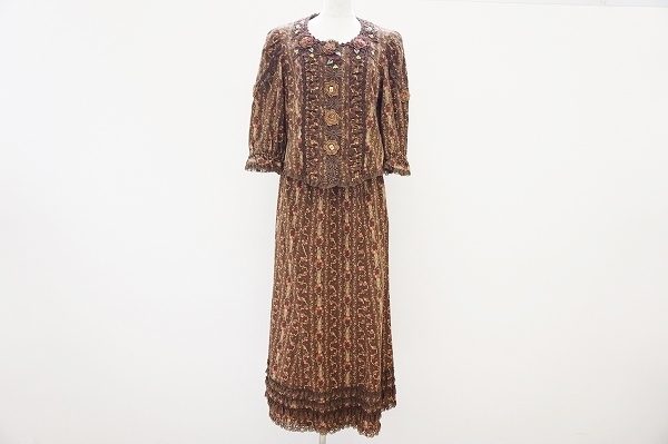 ヴィンテージウェア感覚で着たいンノンドールのセットアップを買い取りました