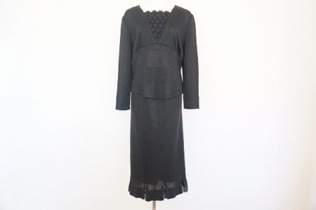 切り替えデザインですっきり見え！斉藤都世子のツーピースを買い取りました