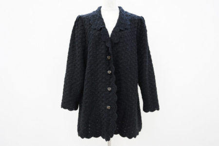 凹凸のある編み地が可愛い斉藤都世子のジャケットを買い取りました