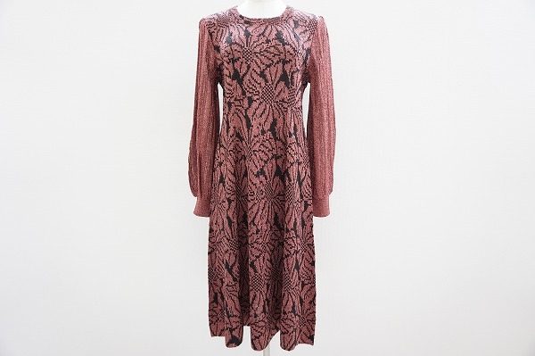 シルエットの美しさが格別！斉藤都世子のワンピースをお売りいただきました