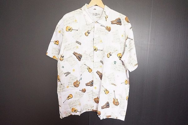 色とりどりのギターが可愛いパパスの柄シャツを買い取りました