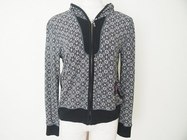 UV対策にもおすすめの伊太利屋のジップアップパーカーを買い取りました