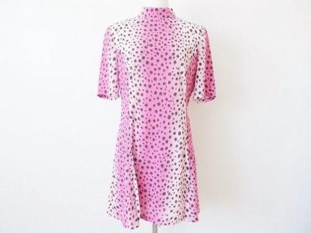 ピンクのヒョウ柄！伊太利屋のワンピースをお譲りいただきました