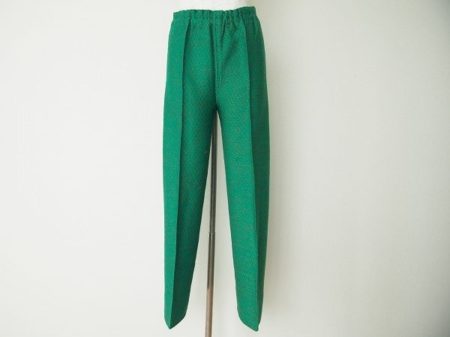 ワンピースとのコーディネートもおすすめ！斉藤都世子のニットパンツをお売りいただきました